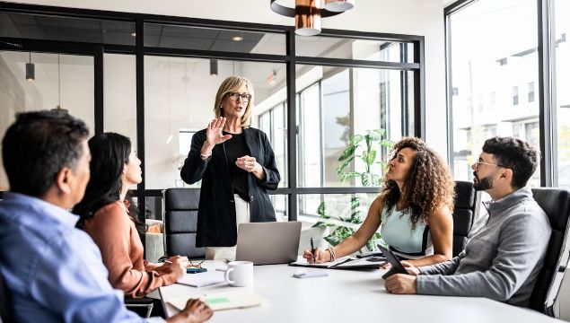 Dirigeant et coûts maîtrisés